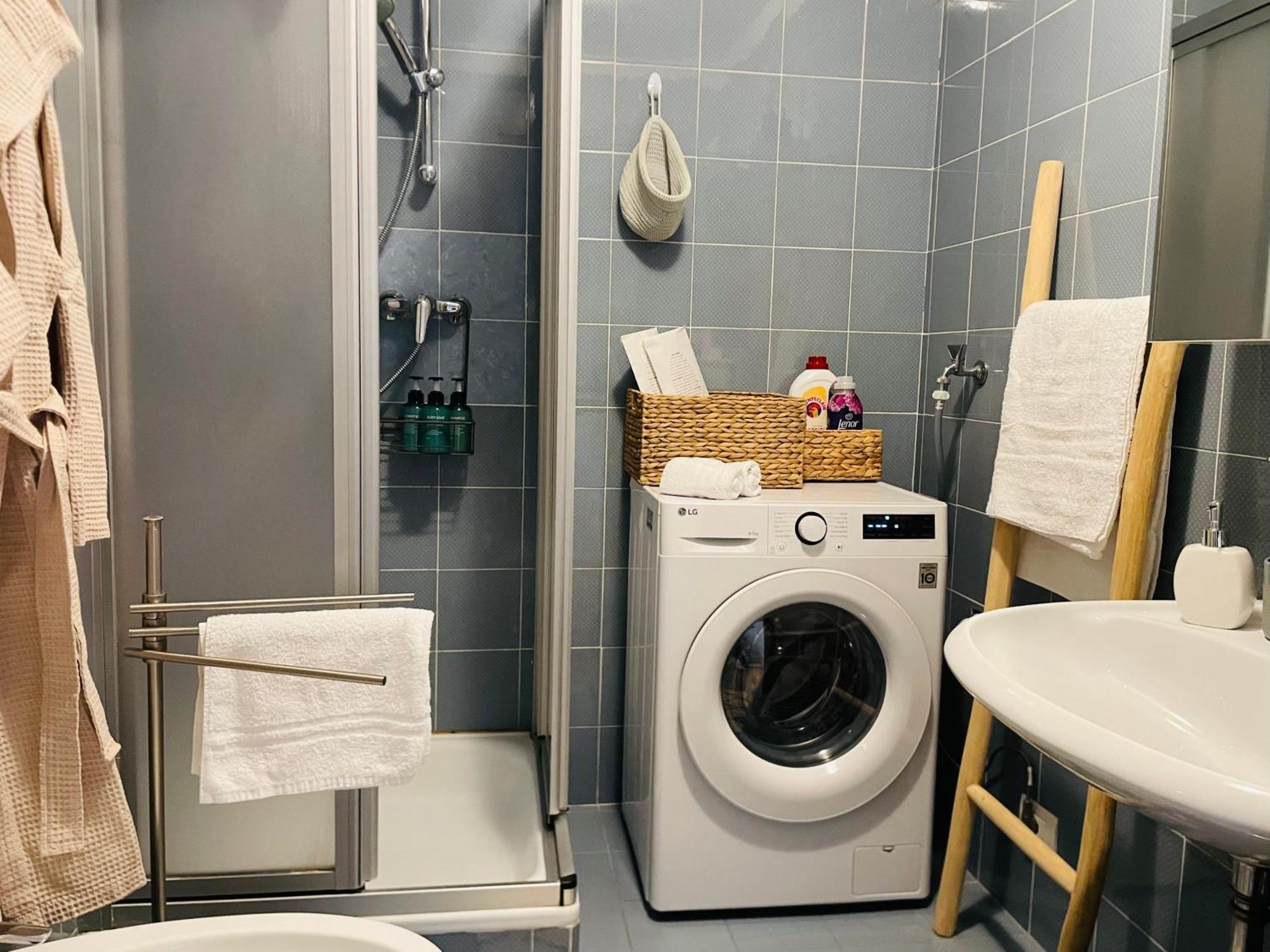 Residenza Victoria Lägenhet Menaggio Exteriör bild